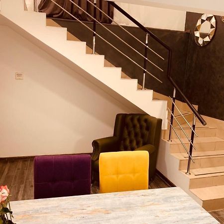 It Hotel Tumanyan Street Erévan Extérieur photo