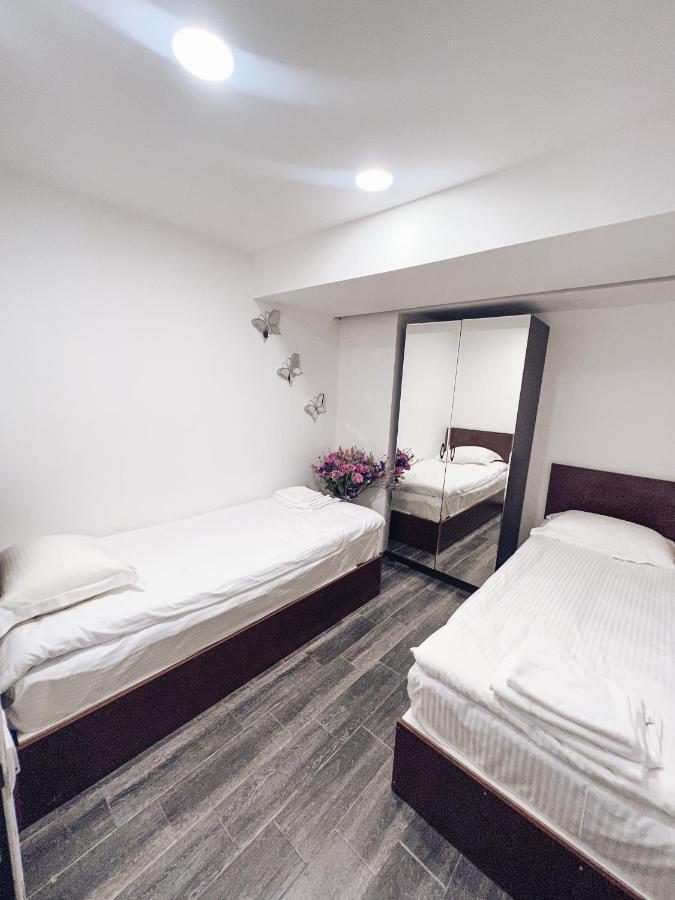 It Hotel Tumanyan Street Erévan Extérieur photo