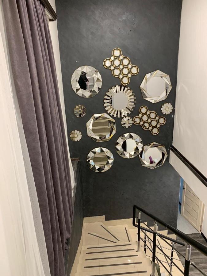 It Hotel Tumanyan Street Erévan Extérieur photo